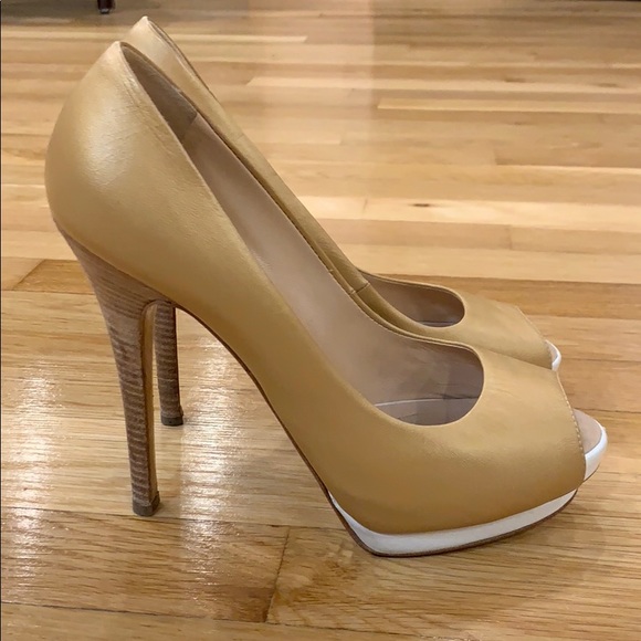 Guiseppe Zanotti tan platform open toe stilettos